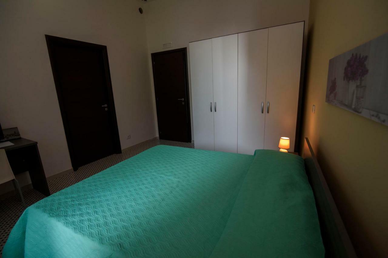 La Rupe Bed & Breakfast Gerace Ngoại thất bức ảnh