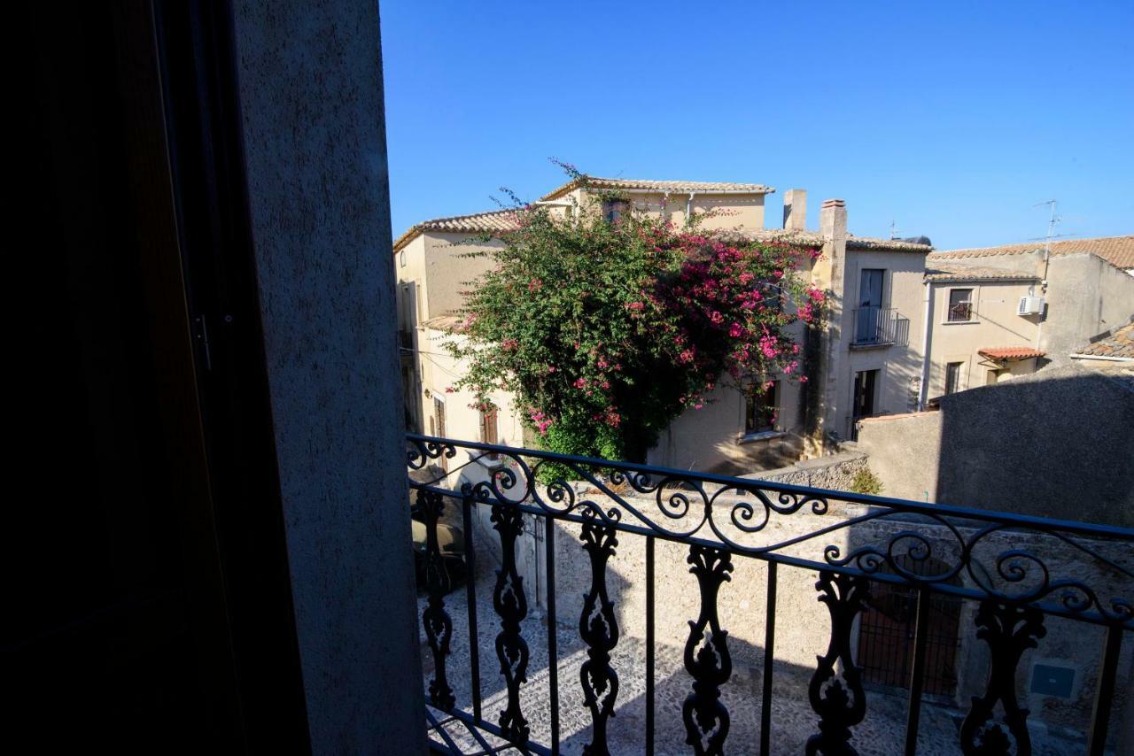 La Rupe Bed & Breakfast Gerace Ngoại thất bức ảnh